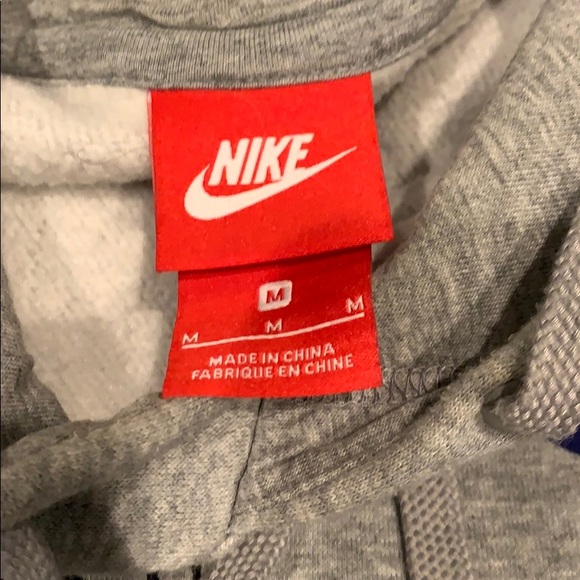 Nike Sportswear Hoodie - Picture 4 of 6